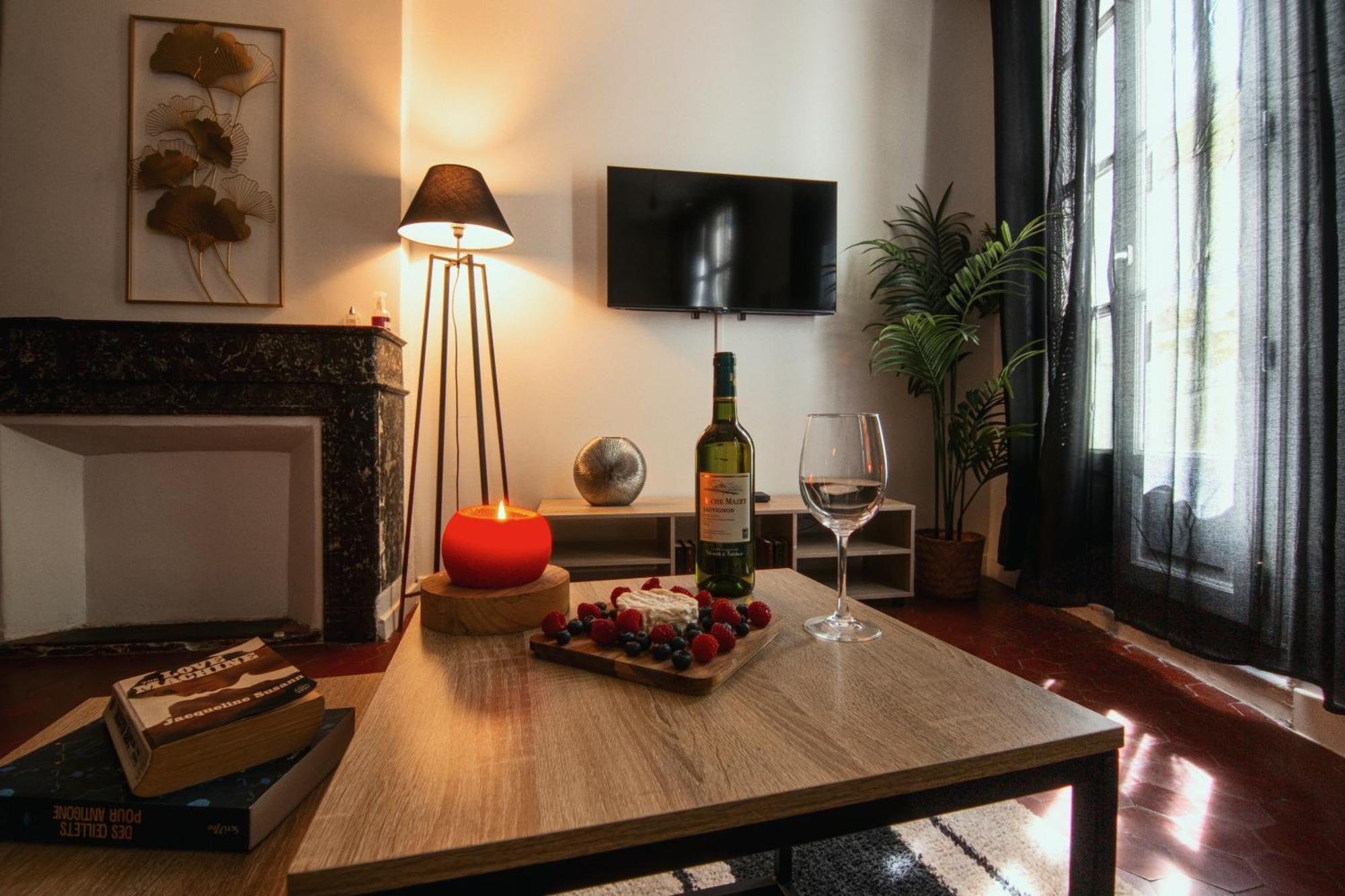 T2 - Centre Historique De Toulon Apartment ภายนอก รูปภาพ